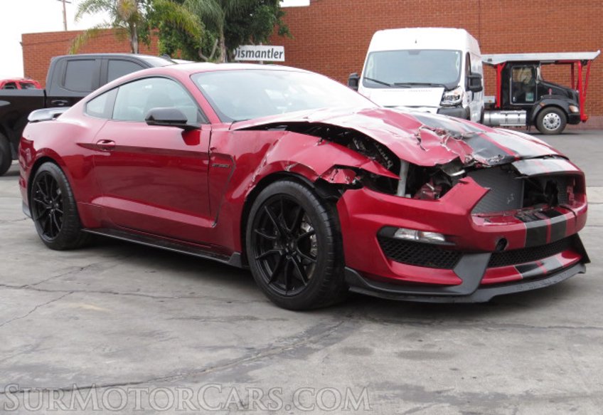 2019 Ford Mustang - Image 4