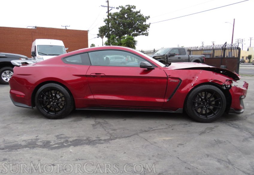 2019 Ford Mustang - Image 6