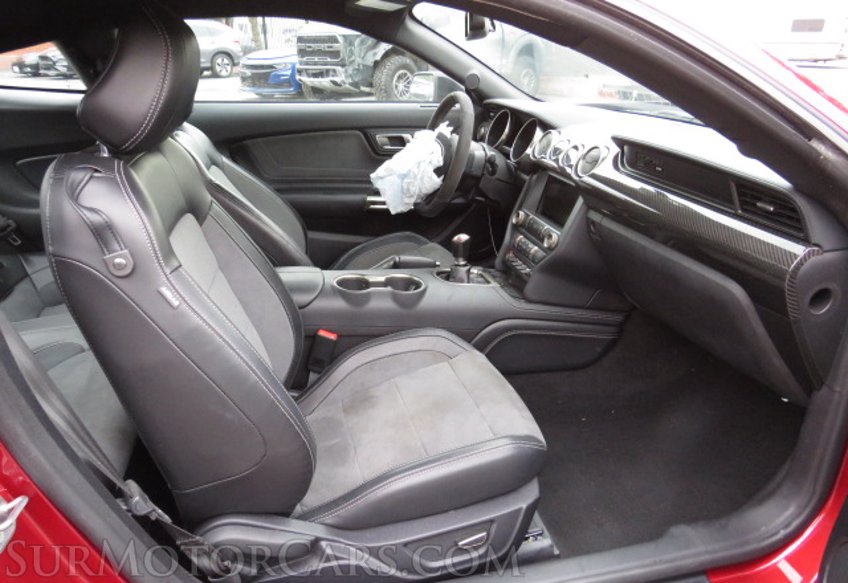 2019 Ford Mustang - Image 26