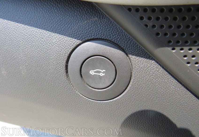 2018 Chevrolet Camaro - Image 29