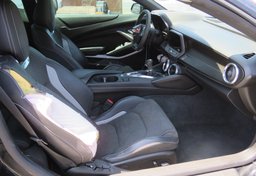 2018 Chevrolet Camaro - Image 16