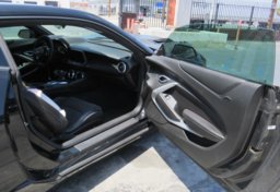 2018 Chevrolet Camaro - Image 18