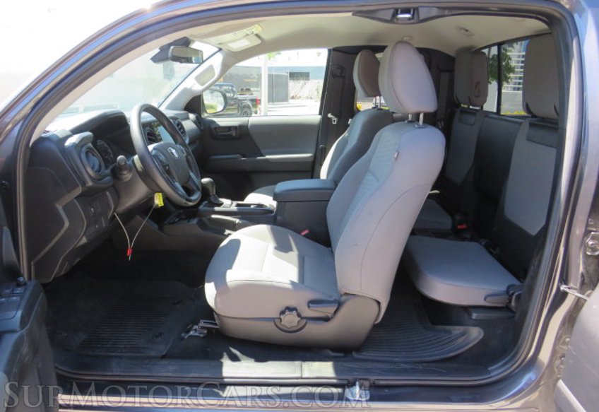 2023 Toyota Tacoma - Image 25