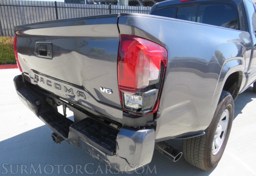 2023 Toyota Tacoma - Image 12