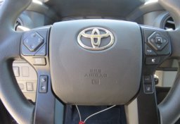 2023 Toyota Tacoma - Image 31