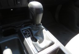 2023 Toyota Tacoma - Image 41