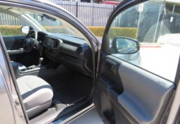 2023 Toyota Tacoma - Image 22