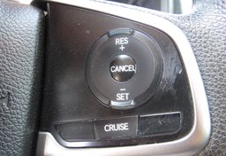 2018 Honda CR-V - Image 32