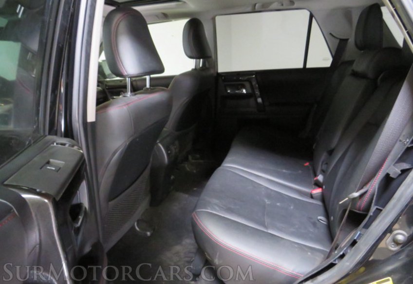 2020 Toyota 4Runner - Image 32