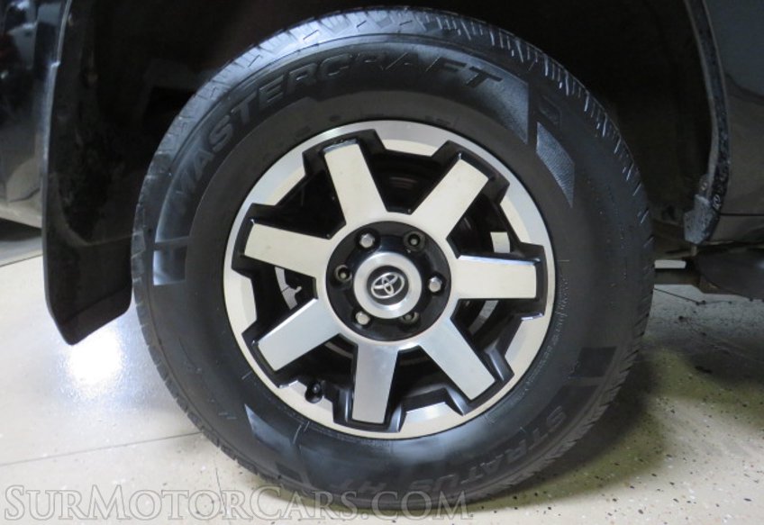 2020 Toyota 4Runner - Image 19