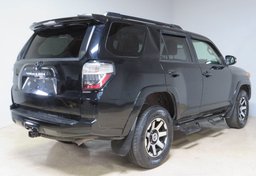 2020 Toyota 4Runner - Image 7