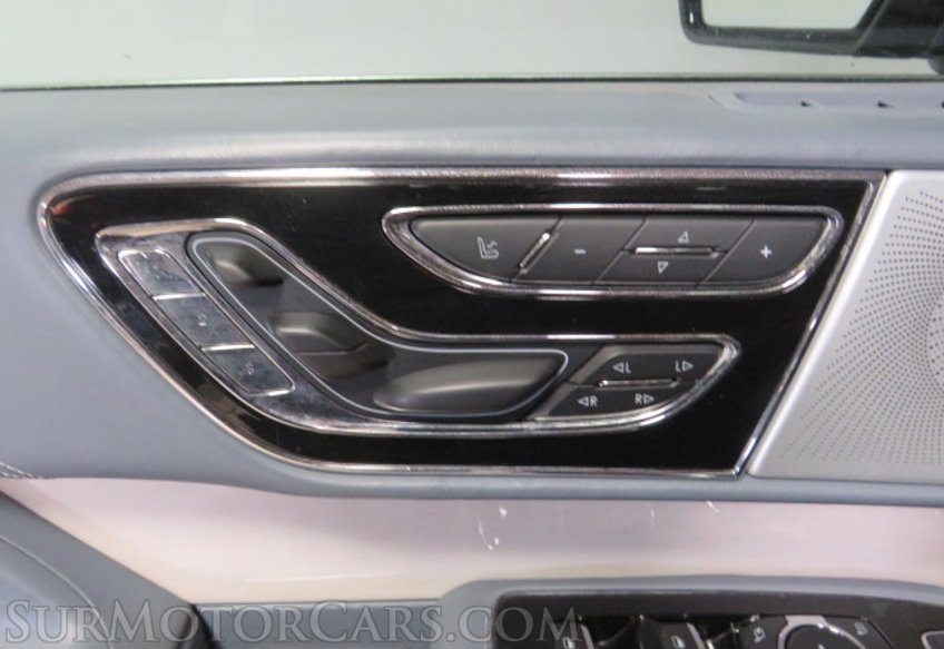 2018 Lincoln Navigator L - Image 41