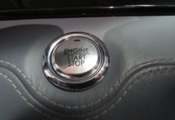 2018 Lincoln Navigator L - Image 36