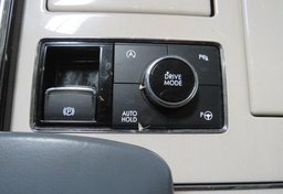 2018 Lincoln Navigator L - Image 47