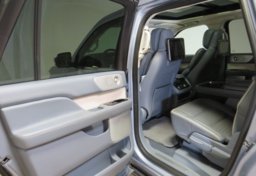 2018 Lincoln Navigator L - Image 21