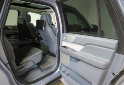 2018 Lincoln Navigator L - Image 22