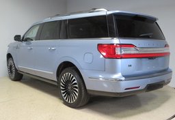 2018 Lincoln Navigator L - Image 7