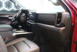 2023 Chevrolet Silverado 1500 - Image 31