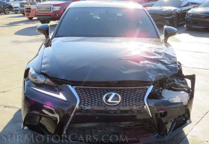 2015 Lexus IS 350 - Image 11