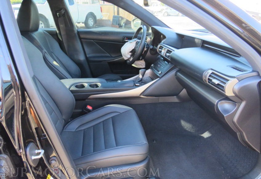 2015 Lexus IS 350 - Image 27