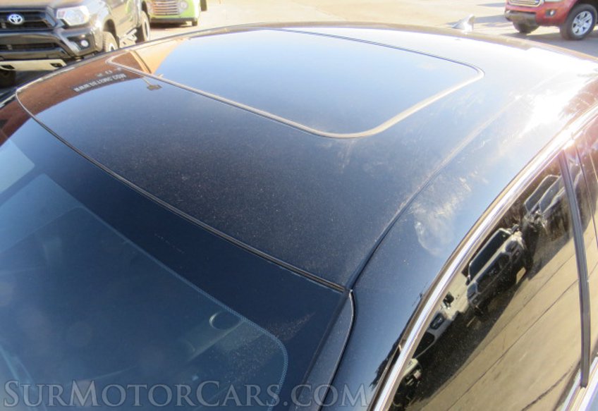 2015 Lexus IS 350 - Image 13