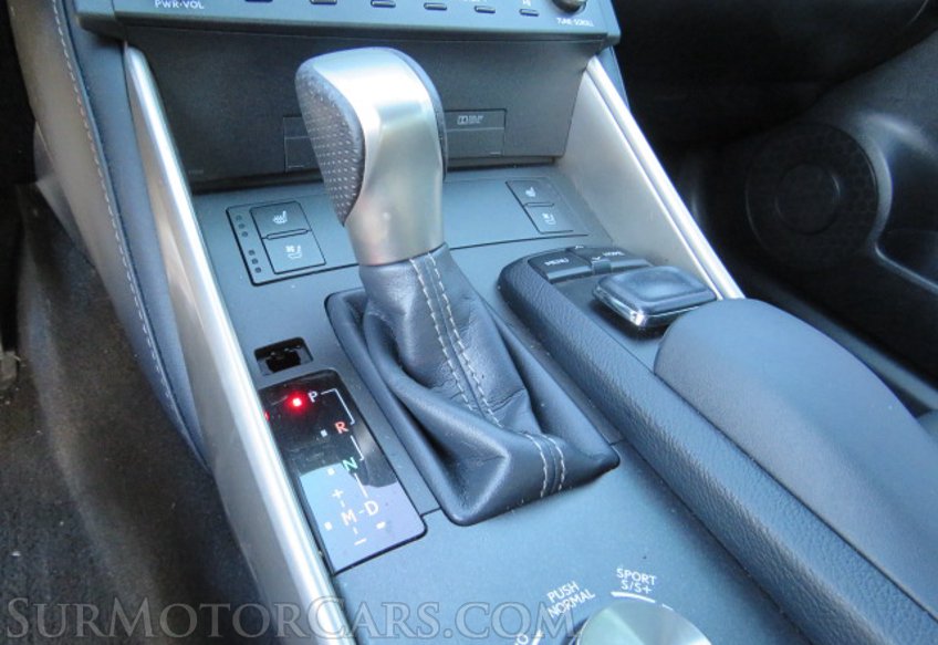 2015 Lexus IS 350 - Image 36