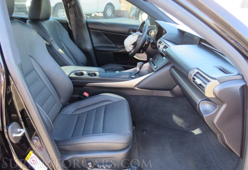 2015 Lexus IS 350 - Image 25