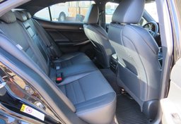 2015 Lexus IS 350 - Image 29