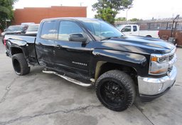 2018 Chevrolet Silverado 1500 - Image 2