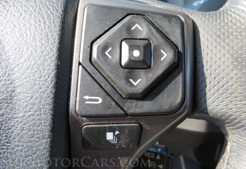 2017 Toyota Tacoma - Image 37