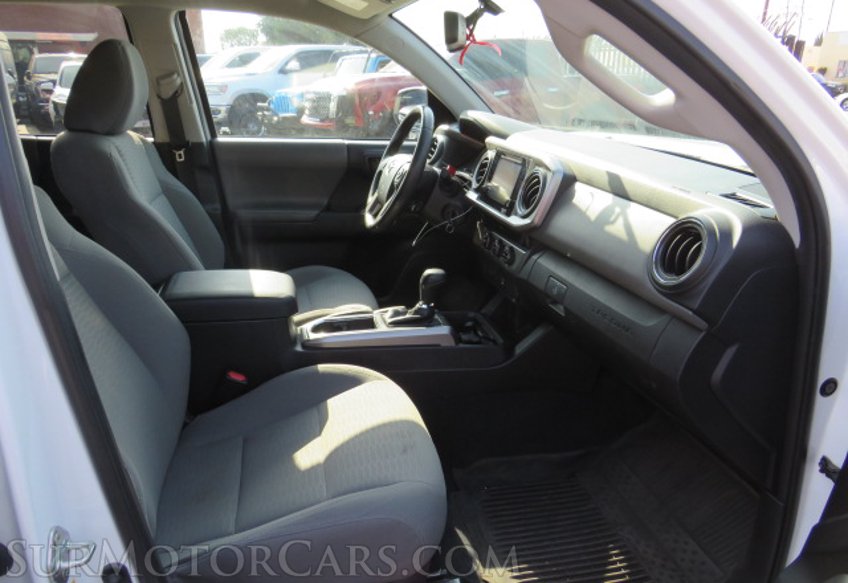2017 Toyota Tacoma - Image 29