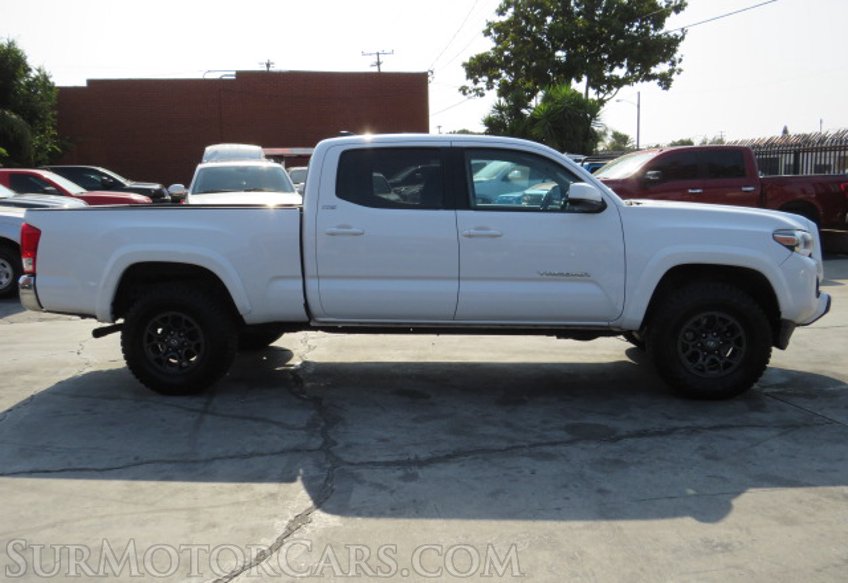 2017 Toyota Tacoma - Image 11