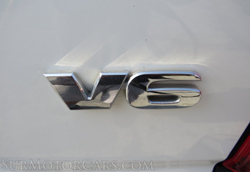 2017 Toyota Tacoma - Image 20