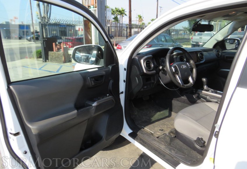 2017 Toyota Tacoma - Image 22