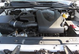 2017 Toyota Tacoma - Image 52