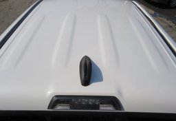 2017 Toyota Tacoma - Image 15