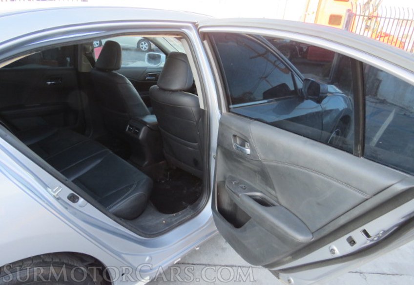 2017 Honda Accord Sedan - Image 23