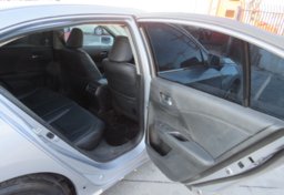 2017 Honda Accord Sedan - Image 23