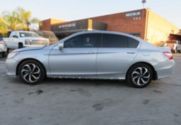 2017 Honda Accord Sedan - Image 5