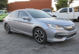2017 Honda Accord Sedan - Image 3