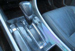 2017 Honda Accord Sedan - Image 37