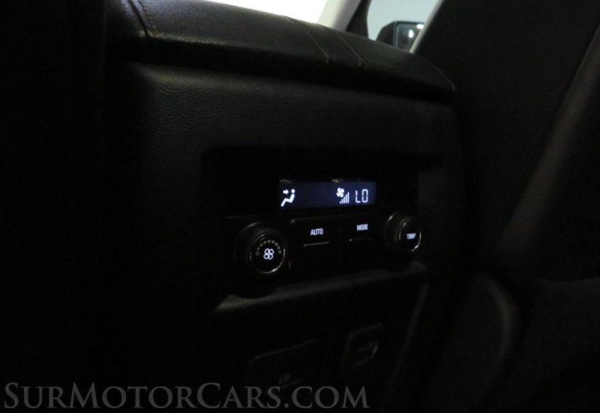 2021 Chevrolet Traverse - Image 26