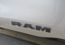 2019 Ram 1500 - Image 15