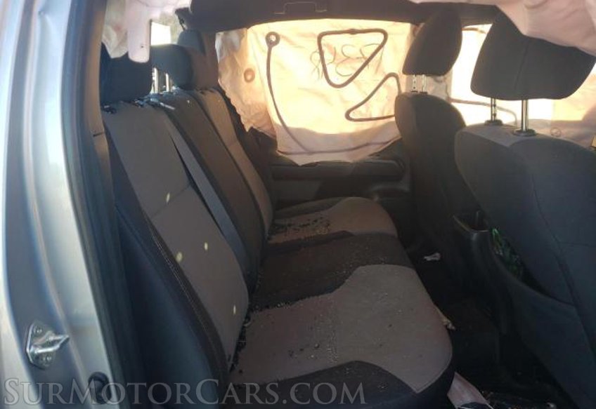 2020 Toyota Tacoma 4WD - Image 6