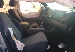 2020 Toyota Tacoma 4WD - Image 5