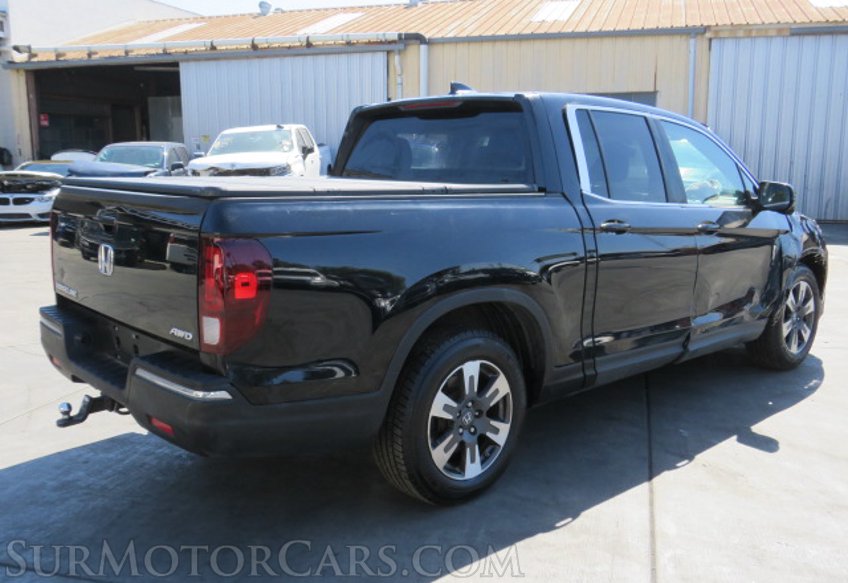 2018 Honda Ridgeline - Image 8