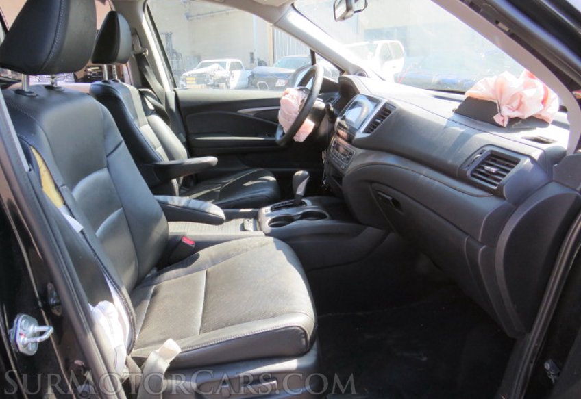 2018 Honda Ridgeline - Image 29