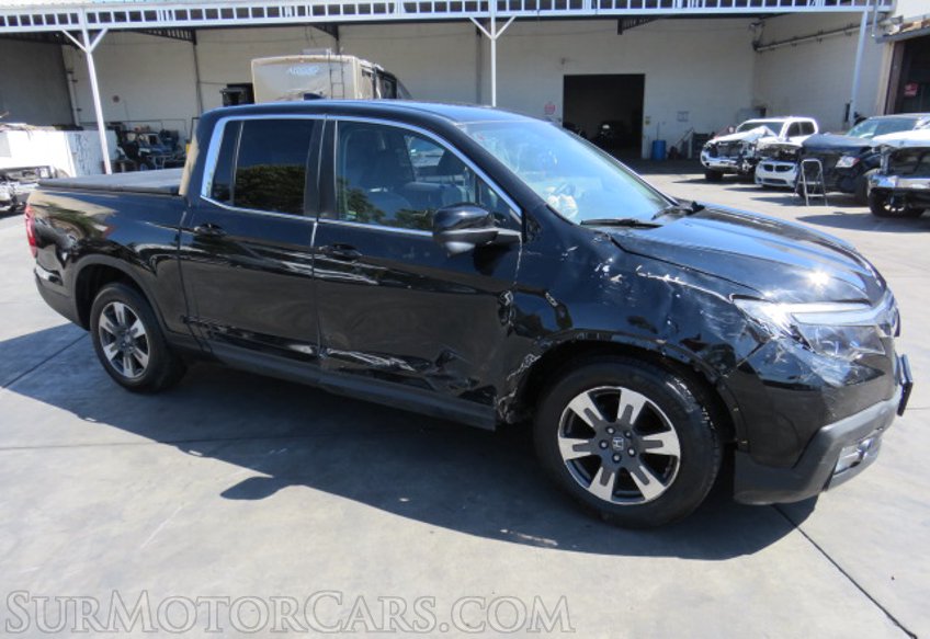 2018 Honda Ridgeline - Image 2