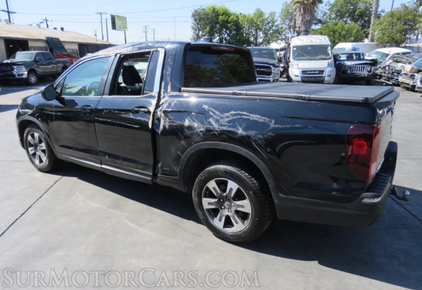 2018 Honda Ridgeline - Image 5