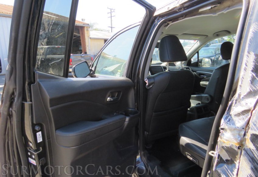 2018 Honda Ridgeline - Image 24